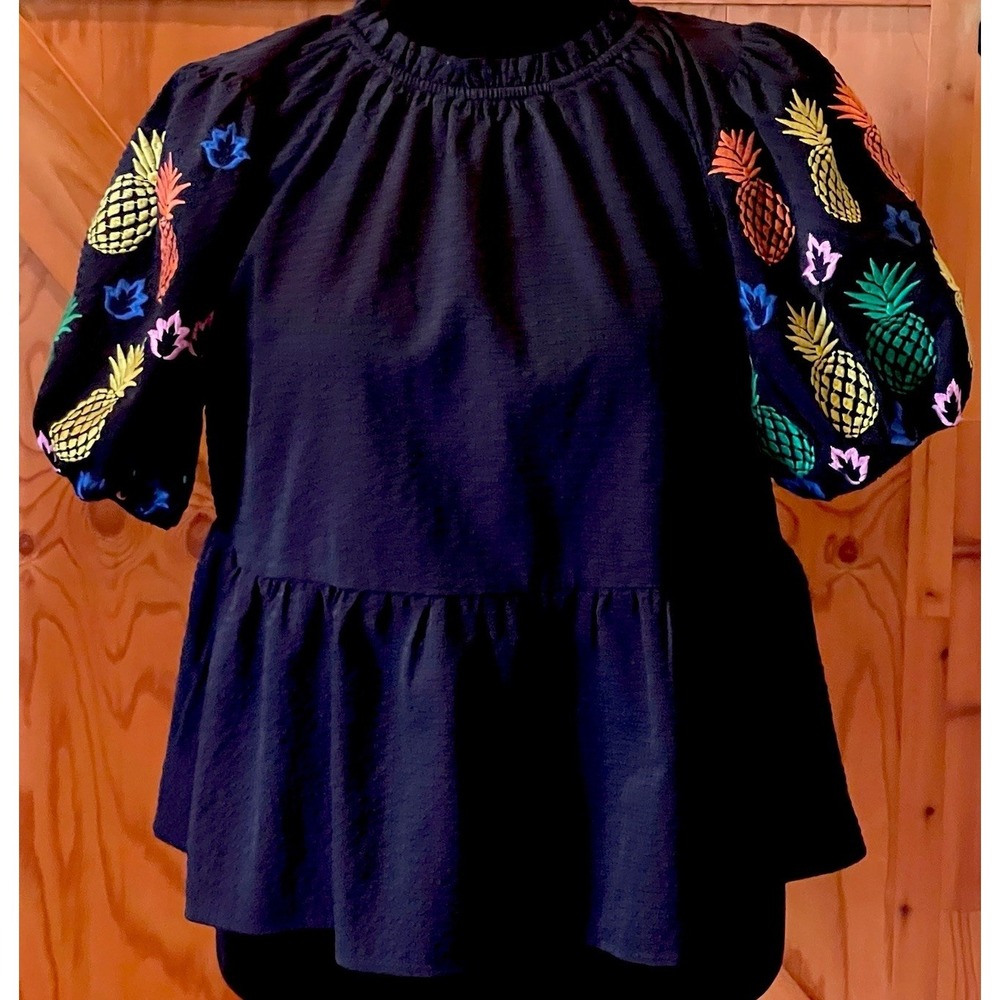 ODDI Los Angeles Women Size M Black Embroidered Pineapple Floral Peplum Puff Top